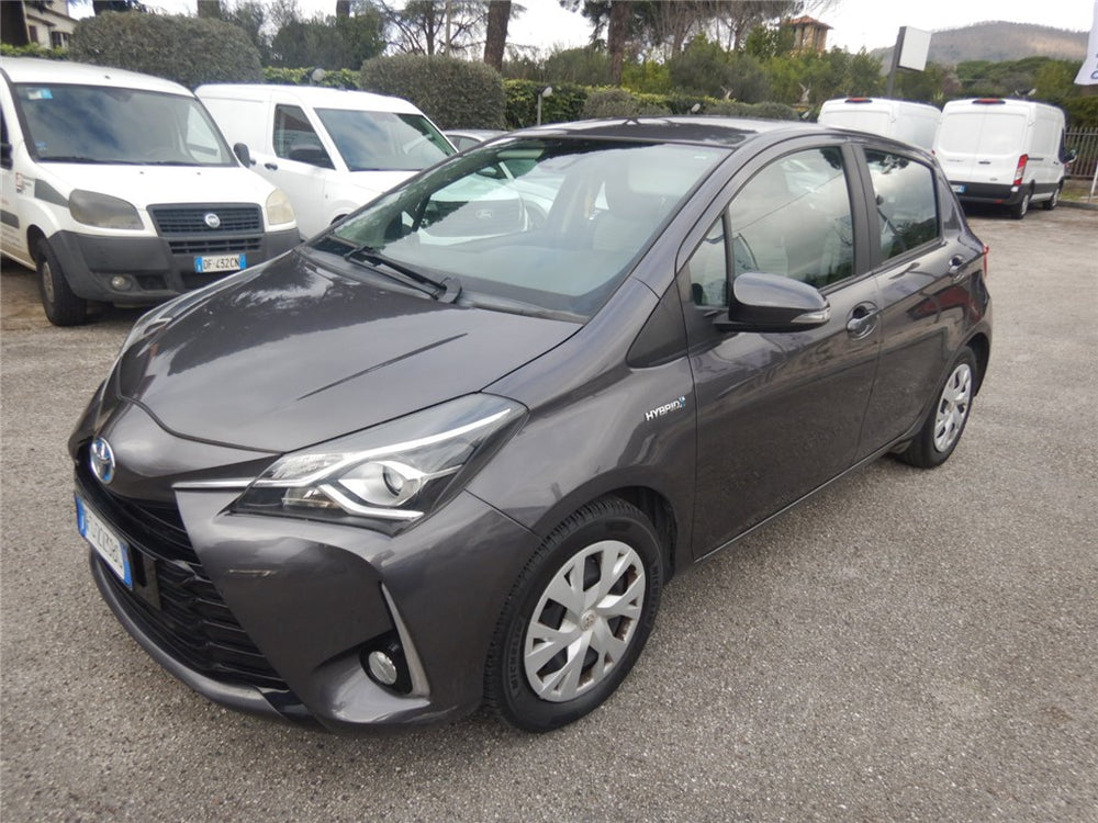 Toyota Yaris 1.5 Hybrid Business