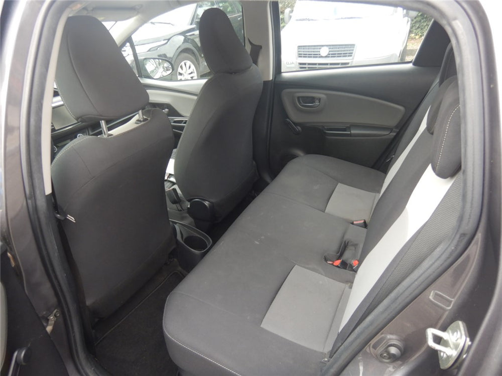 Toyota Yaris 1.5 Hybrid Business