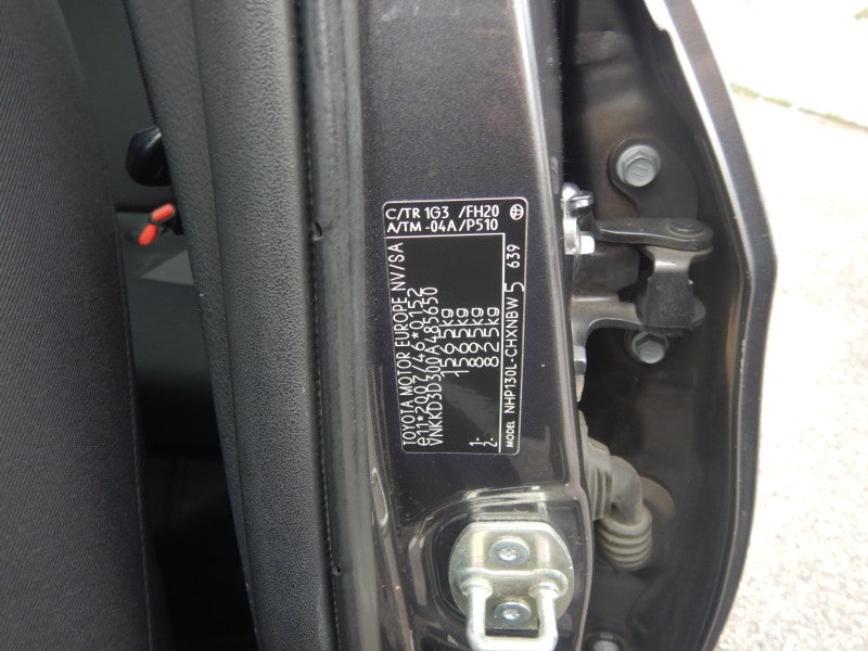 Toyota Yaris 1.5 Hybrid Business